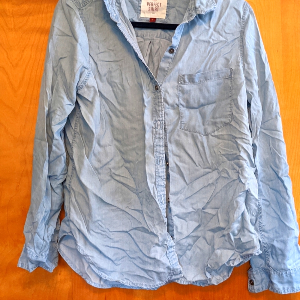 Women's blue button up shirt